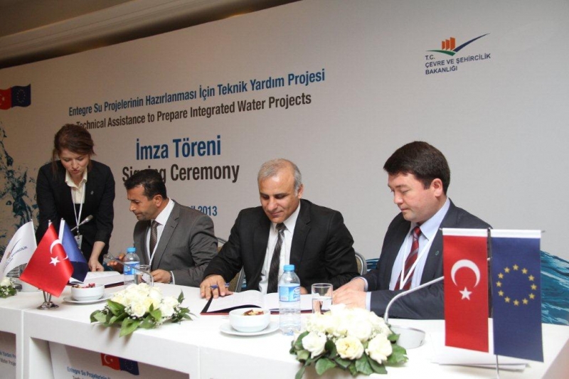 European Union, Turkish Government and municipalities are taking another step further within the large scale project to solve healthy drinking water and waste water related problems of 21 province and districts.