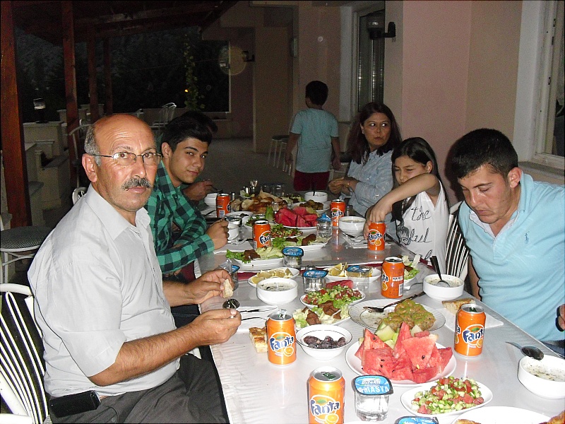 03.07.2014 Perşembe Gecesi  İftar Ve Veda Yemeği Verildi.