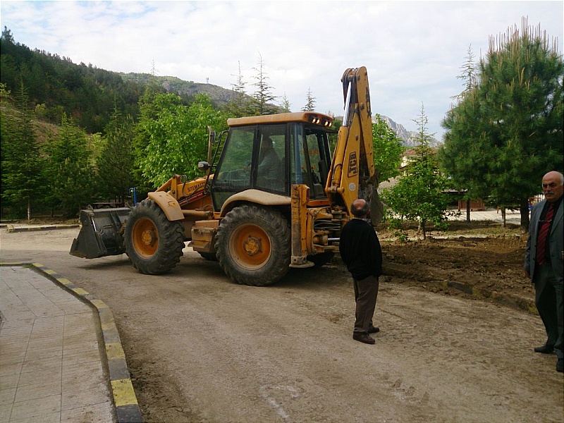 İl Müdürlüğümüz Bahçe Peyzaj Çalışmaları Tamamlanıyor.