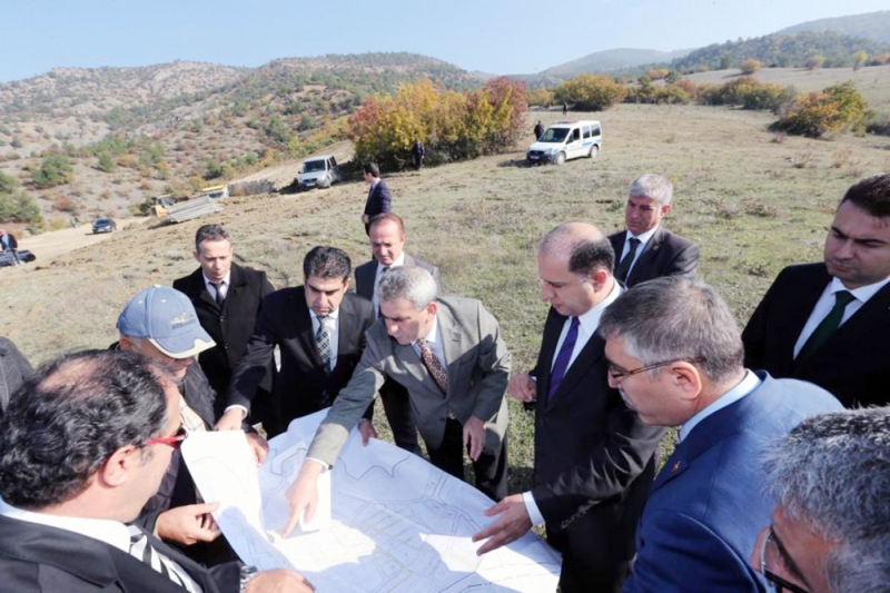 SAYIN VALİMİZ İbrahim Halil ÇOMAKTEKİN ve İL MÜDÜRÜMÜZ Ahmet Özkan KAYA YURT İNŞAATINDA İNCELEMELERDE BULUNDU