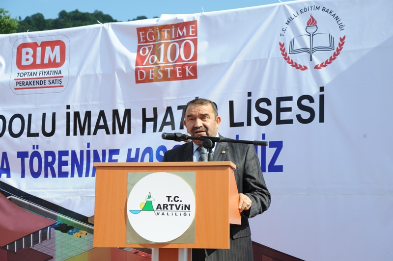 Hopa Anadolu İmam Hatip Lisesi ve Hopa Anaokulu temel atma töreni