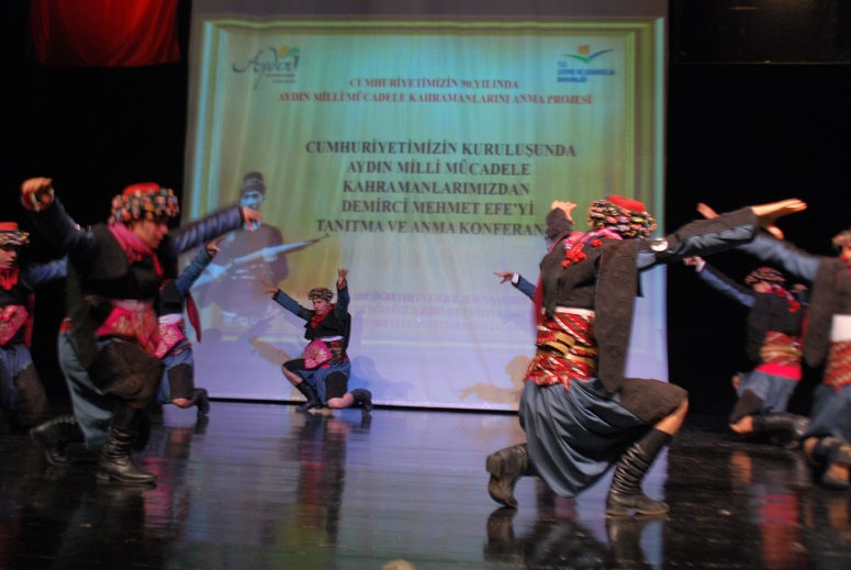 DEMİRCİ MEHMET EFE' yi TANITMA VE ANMA KONFERANSI DÜZENLENDİ