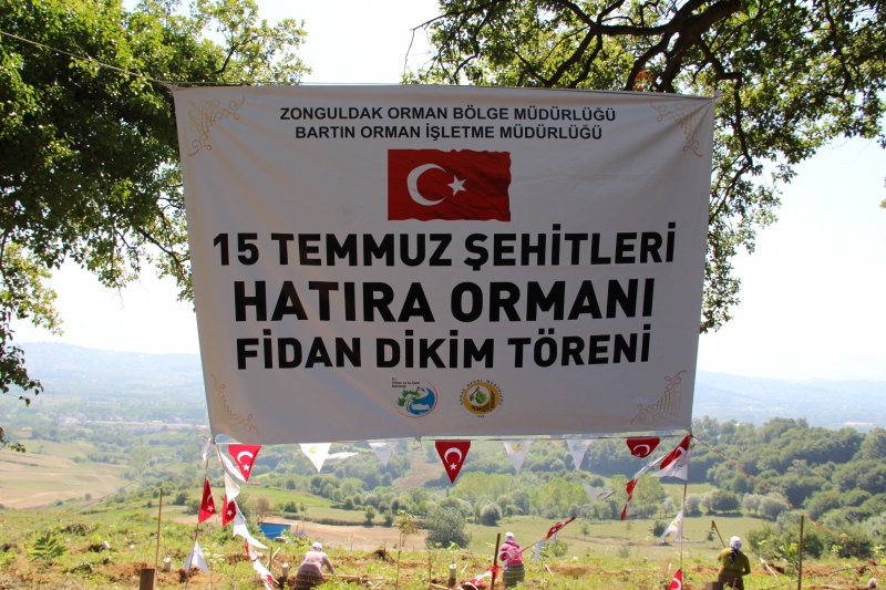 15 TEMMUZ ŞEHİTLERİ HATIRA ORMANI FİDAN DİKİMİ ETKİNLİĞİ