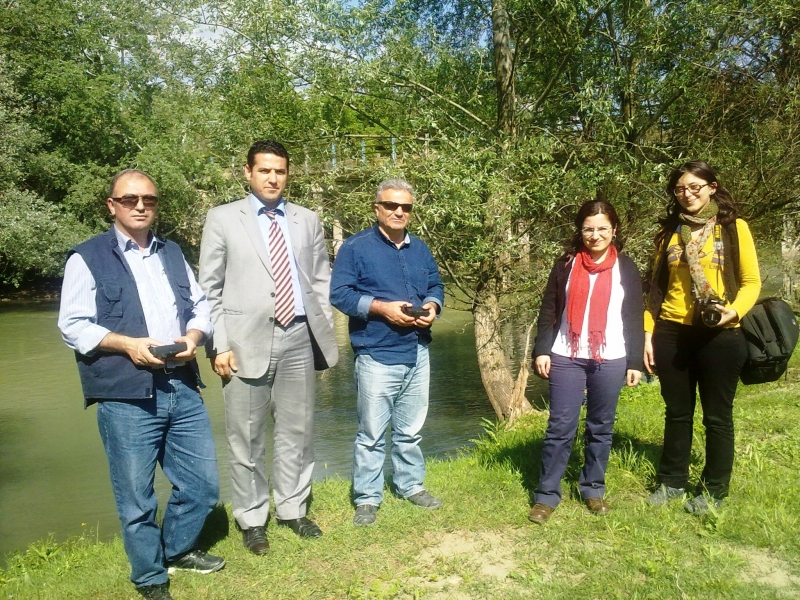 SAKARYA NEHRİNDEN SU NUMUNESİ ALINMIŞTIR