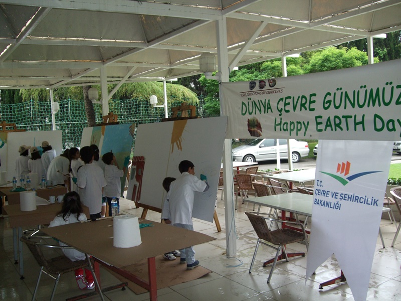 â€˜ÇEVRE KONULU RESİM ŞENLİĞİ' DÜZENLENDİ.