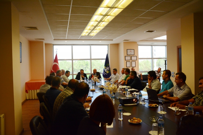 İlimizdeki Zeytin Üreticileri İle Toplantı Gerçekleştirildi