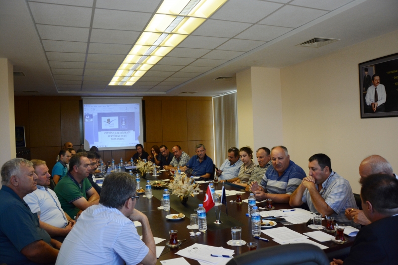 İlimizdeki Zeytin Üreticileri İle Toplantı Gerçekleştirildi