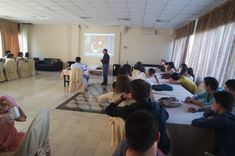 Görele ilçesi Halil Gürel Anadolu Lisesi öğretmen ve öğrencileri 18.05.2016 günü Müdürlüğümüzü ziyaret etmişlerdir.