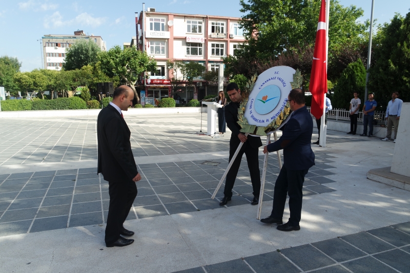 Dünya Çevre Günü ve Haftası Kapsamında Çelenk Koyma Töreni Yapılmıştır.