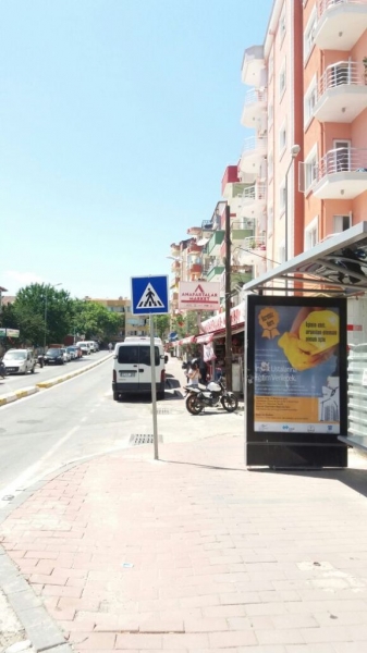 Ustaların Mesleki Nitelikleri Artırılması Amacıyla Düzenlenecek Ücretsiz Kurs İşbirliği Protokolü Kapsamında Hazırlanan Tanıtım Broşürleri Durak ve Raketlere Asıldı.