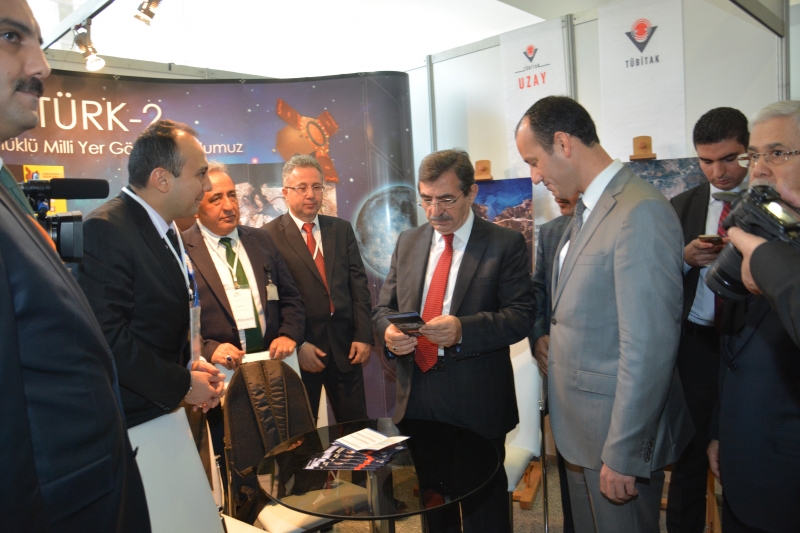 DÜNYA CBS GÜNÜ 2015 ZİRVE ETKİNLİĞİ 18-19 KASIM 2015 TARİHLERİNDE GERÇEKLEŞTİRİLDİ.