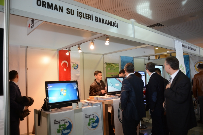 DÜNYA CBS GÜNÜ 2015 ZİRVE ETKİNLİĞİ 18-19 KASIM 2015 TARİHLERİNDE GERÇEKLEŞTİRİLDİ.