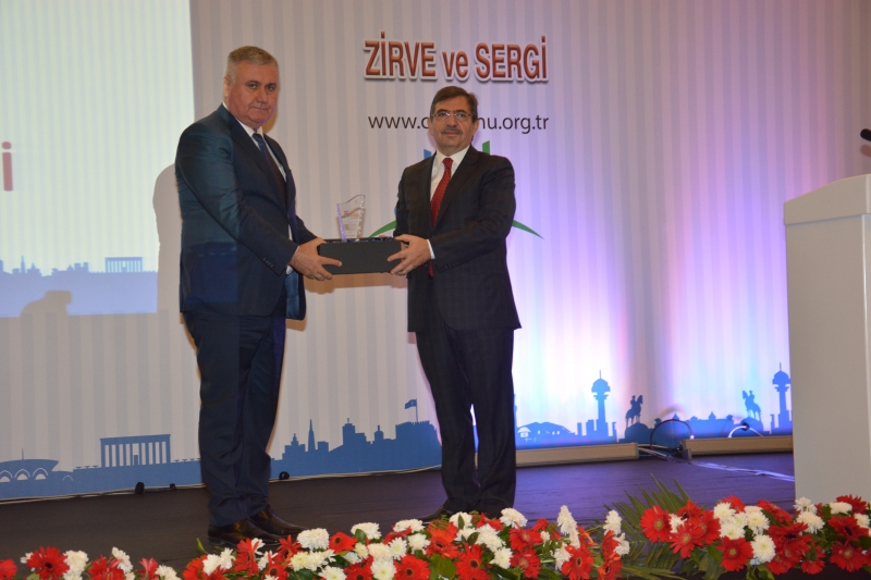 DÜNYA CBS GÜNÜ 2015 ZİRVE ETKİNLİĞİ 18-19 KASIM 2015 TARİHLERİNDE GERÇEKLEŞTİRİLDİ.