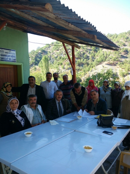 Kargı İlçesi Kavakçayı Köyü Sakızçay Mahallesi Sakinlerine Köy Toplulaştırması Kapsamında Arsa Tapuları Verildi.