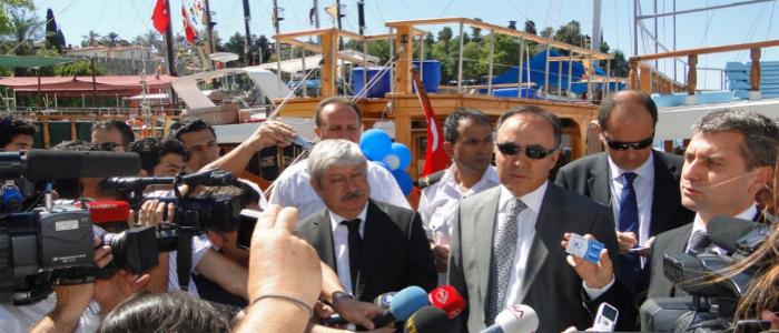 Antalya`da Mavi Kart uygulamasına geçildi