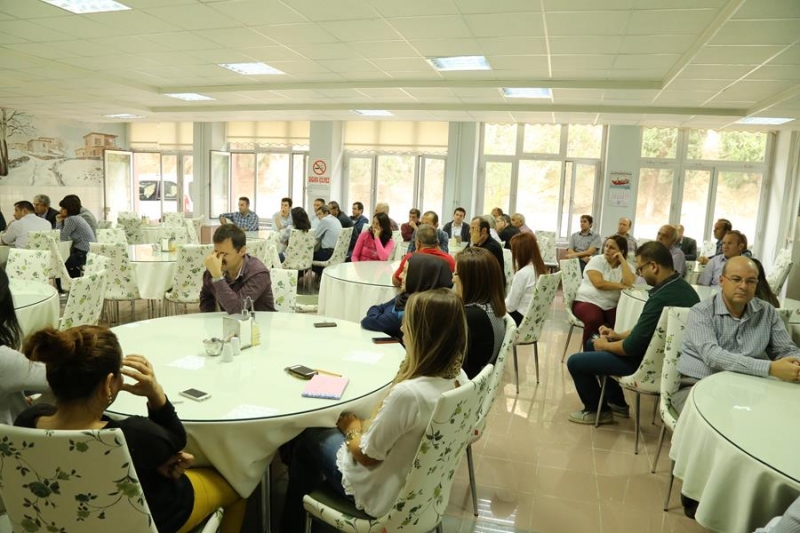 İL MÜDÜRÜMÜZÜN TEKNİK PERSONELLLE YAPTIĞI TOPLANTI. 