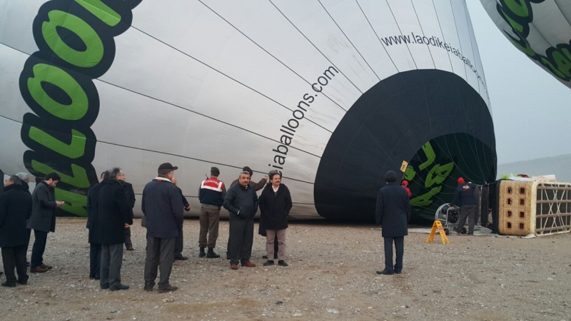 PAMUKKALEDE SICAK HAVA BALON UÇUŞLARI BAŞLAMIŞTIR.