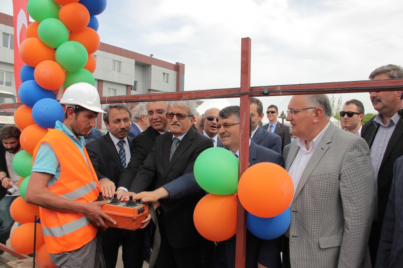 Çevre ve Şehircilik İl Hizmet Binasının Temeli Törenle Atıldı.