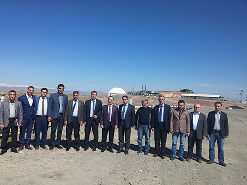 Elazığ Düzenli Depolama Sahasında atık gazdan enerji geri kazanım tesislerinde incelemelerde bulunuldu.