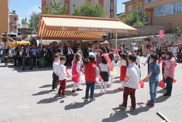 Refahiye İlçemizde Çevre Etkinlikleri