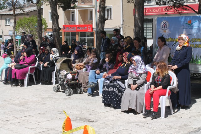 Refahiye İlçemizde Çevre Etkinlikleri