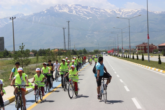 ÇEVRE İÇİN BAS PEDALA