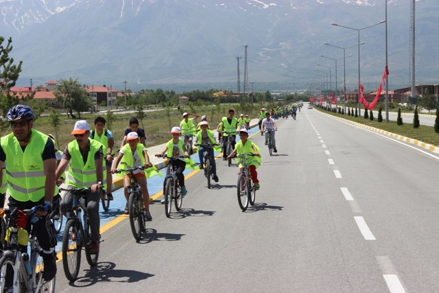 ÇEVRE İÇİN BAS PEDALA