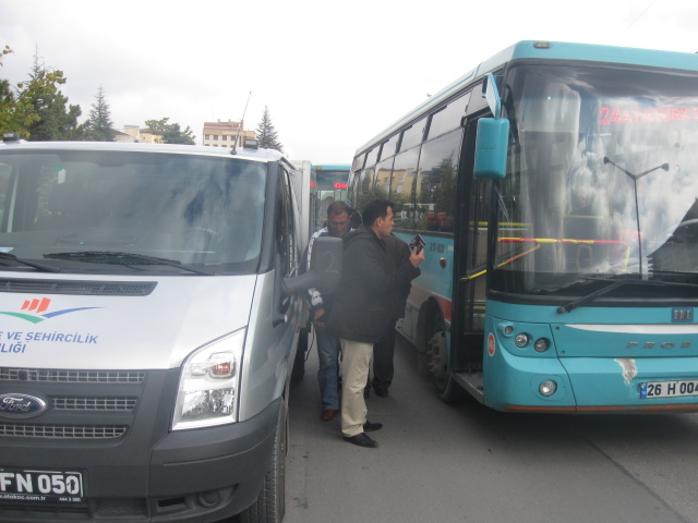 HALK OTOBÜSLERİNDE 10 NUMARA YAĞ DENETİMİ YAPILDI.