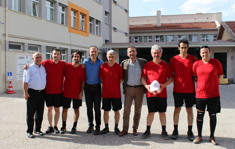 VOLEYBOL TURNUVASI DÜZENLENDİ