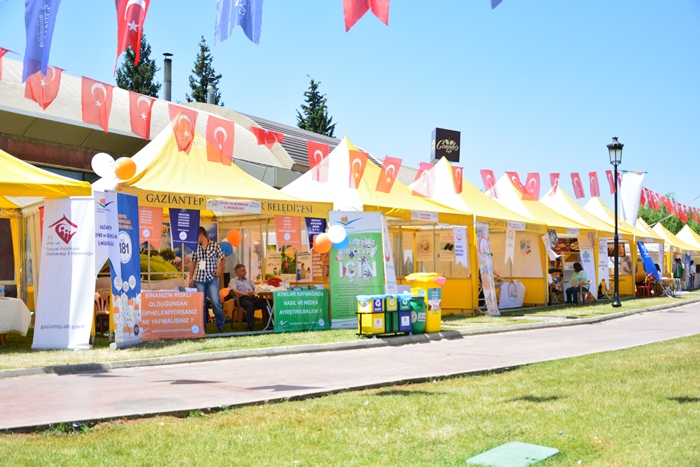 Öğrenme Şenliğinde Müdürlüğümüzün Standı Yoğun İlgi Gördü