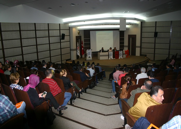 İl Müdürlüğümüzce Sağlık Personellerine Tıbbi Atıklar Yönetmeliği İle İlgili Eğitim Verildi