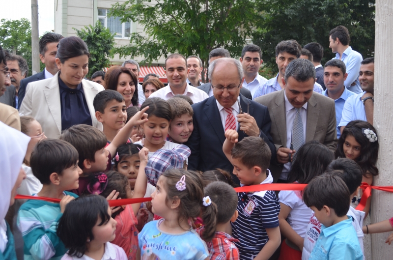 ENGELSİZ ÇEVRE PARKIMIZ  VALİMİZ SAYIN DAVUT HANER TARAFINDAN HİZMETE AÇILDI 