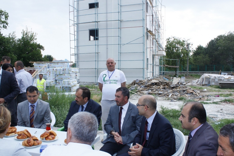 IĞDIR'DA SÜRDÜRÜLEBİLİR YAŞAM KALİTESİ İÇİN: KENTSEL DÖNÜŞÜM  SEMİNERİ  YAPILDI