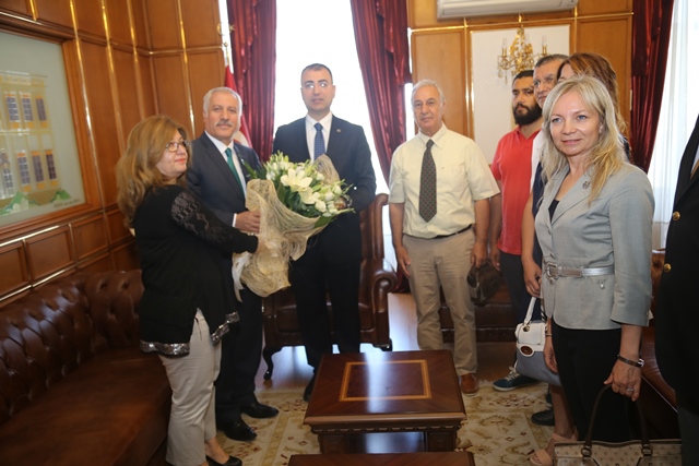 Fotoğraf Yarışmasının Ödülleri Valilik  Makamında Düzenlenen Törenle  Sahiplerine Verildi.