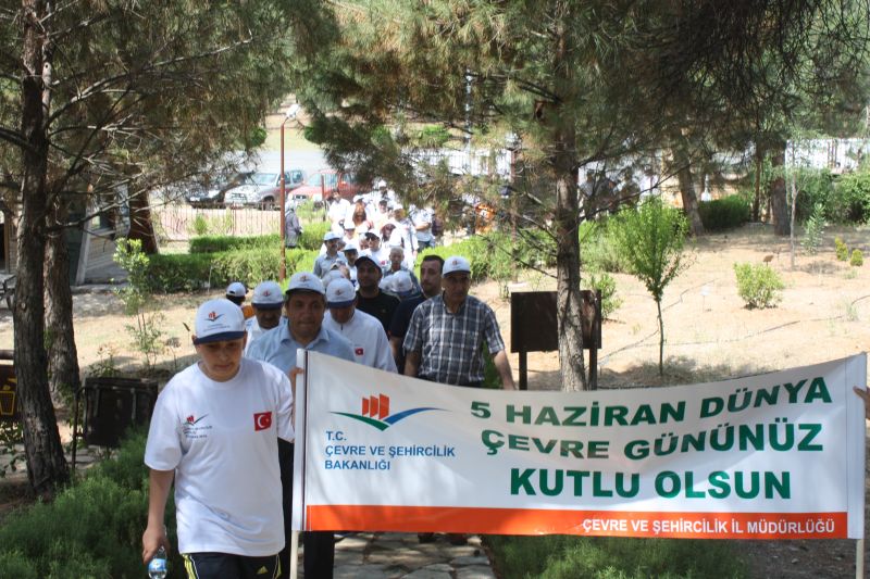 05 HAZİRAN DÜNYA ÇEVRE GÜNÜ VE ÇEVRE HAFTASI ETKİNLİKLERİ KAPSAMINDA KAPIÇAM TABİAT PARKINDA DOĞA YÜRÜYÜŞÜ YAPILDI.