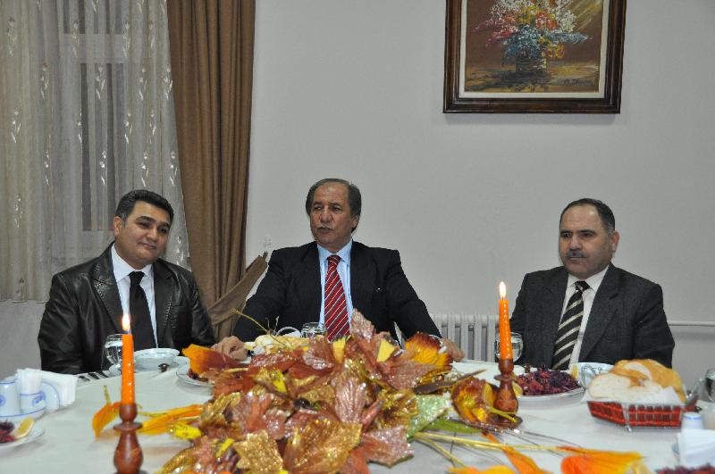 Kars Bayındırlık ve İskan Müdürlüğü Personeli Akşam yemeğinde bir araya geldi
