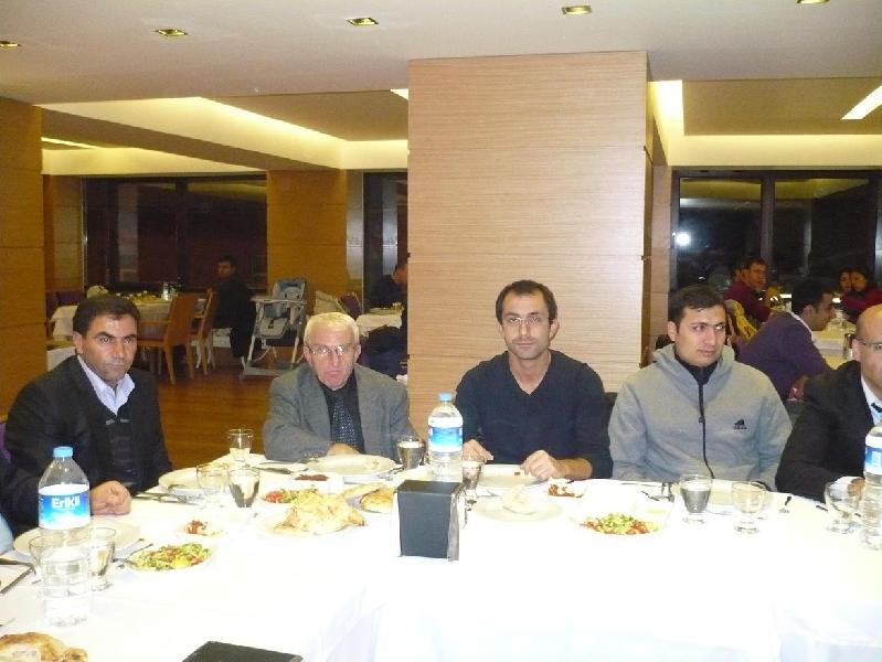 Amasaya Çevre ve Şehircilik İl Müdürlüğü görevine atanan İl Müdürümüz Sayın Ömer BOLAT için düzenlenen veda yemeği