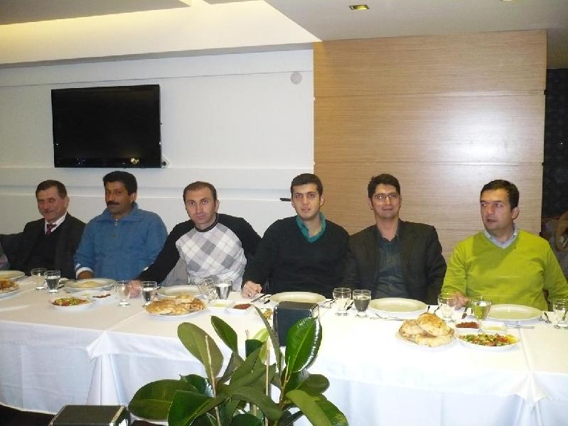 Amasaya Çevre ve Şehircilik İl Müdürlüğü görevine atanan İl Müdürümüz Sayın Ömer BOLAT için düzenlenen veda yemeği
