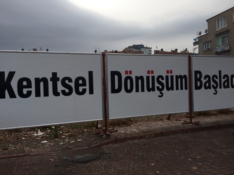 Kayseri de Kentsel  Dönüşüm Çalışmaları Hızla Devam  Ediyor (MELİKGAZİ-ÖZLEM & SEMA  APARTMANLARI)