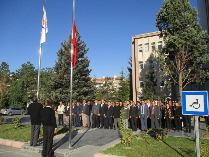  SAYGI DURUŞU YAPILDI