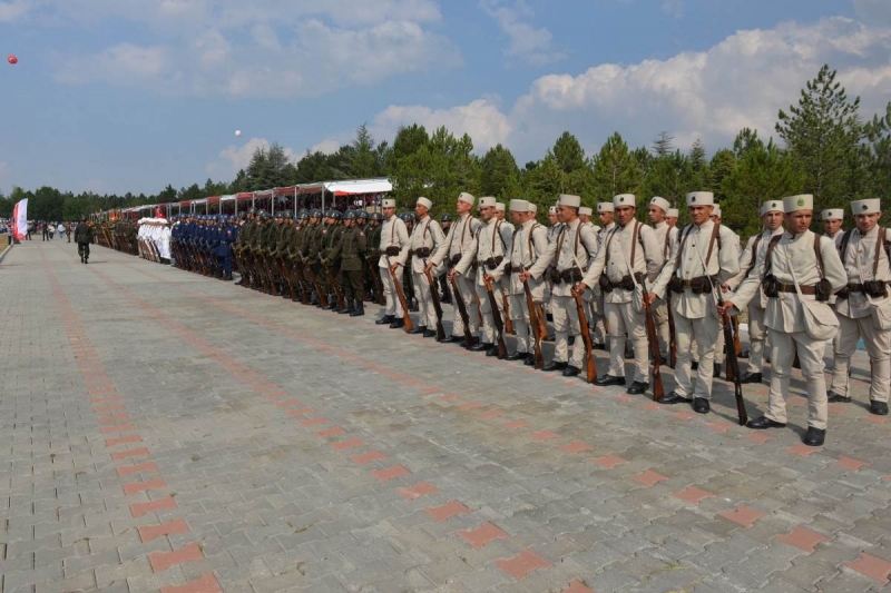 â€˜ZAFER'İN 94. YILI TÖRENLERLE KUTLANDI