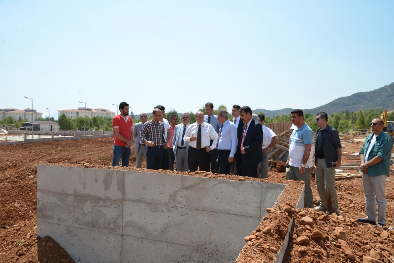 Sayın Valimiz Amir Çiçek tarafından Fethiye ilçesindeki inşaatlarda incelemelerde bulunuldu.