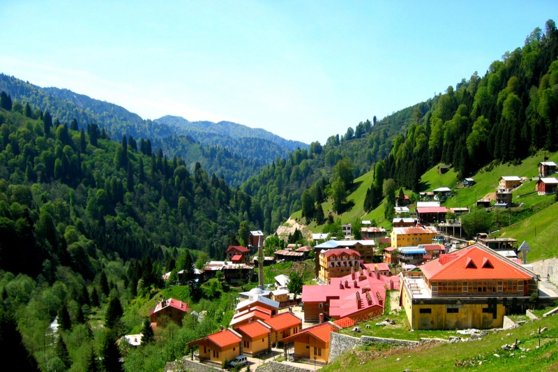 Rize İli, Çamlıhemşin İlçesi, Hazindak Bölgesi Kış Sporları Merkezine ilişkin 1/5000 ölçekli Koruma Amaçlı Nazım İmar Planı ve 1/1000 ölçekli Koruma Amaçlı Uygulama İmar Planı