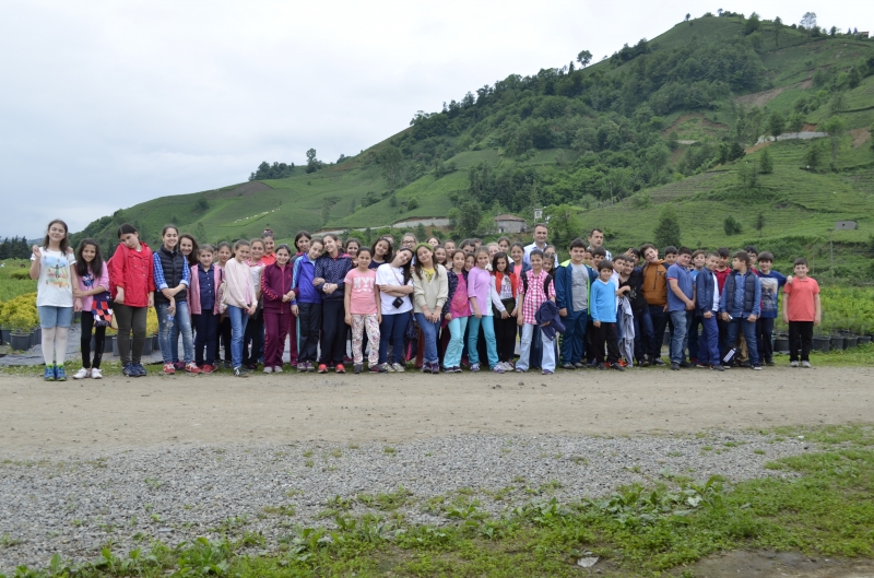 5 Haziran Dünya Çevre Günü "RİÇEV ambalaj Atığı Toplama ve Ayırma tesisine, Trabzon ili Of İlçesin'de bulunan orman fidanlığına ve sürmene ilçesindeki Düzenli Depolama Sahasına teknik gezi düzenlemesi"