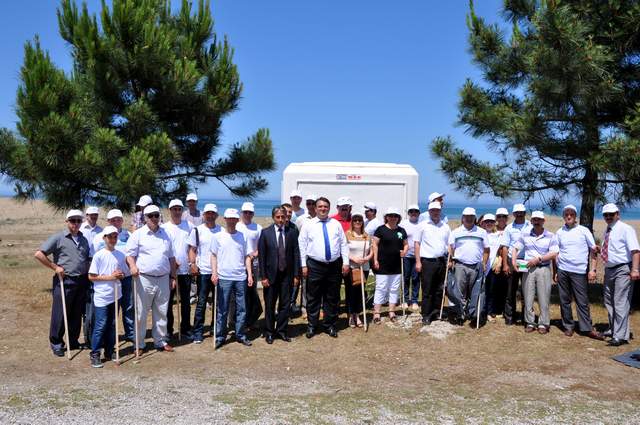 Akliman Sahilinde Çevre Temizliği Düzenlendi