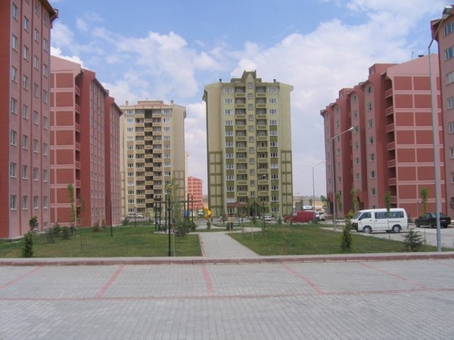 DUYURU: SİVAS-MERKEZ-KILAVUZ MAHALLESİ-TOPLU KONUT PROJESİ 