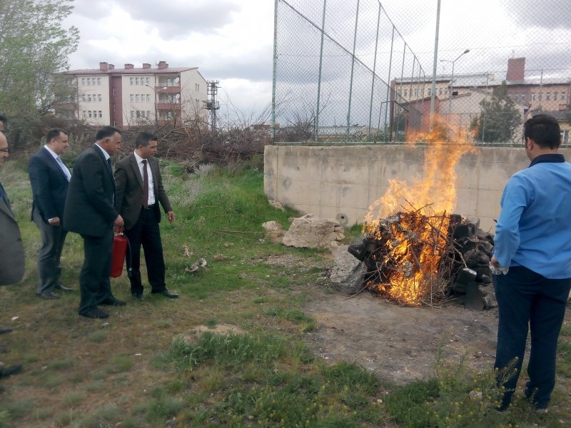  YANGIN SÖNDÜRME EKİBİ EĞİTİMİ YAPILDI