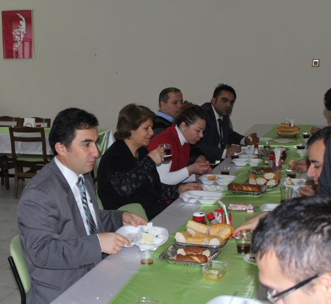 İNSAN KAYNAKLARI ŞUBE MÜDÜRLÜĞÜ PERSONELİ KAHVALTI ETKİNLİĞİ