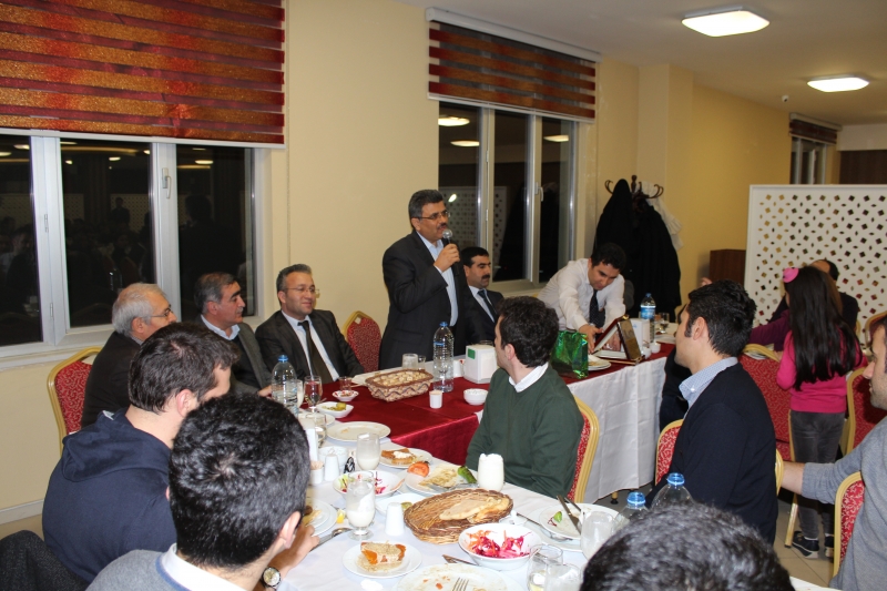 İL MÜDÜRÜMÜZ KEMAL ÖZDEMİR İÇİN DÜZENLENEN VEDA YEMEĞİ