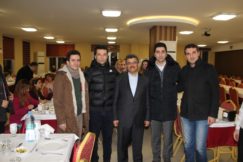 İL MÜDÜRÜMÜZ KEMAL ÖZDEMİR İÇİN DÜZENLENEN VEDA YEMEĞİ
